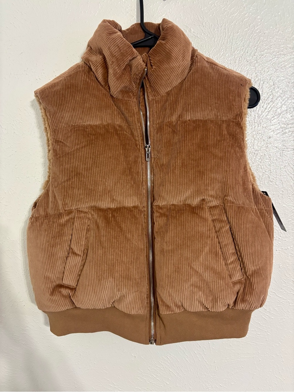 Riley & James Corduroy Sherpa Lined Puffer Vest Large NWT